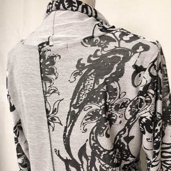 Cativa From Bellissima Tunic Top - Picture 6 of 11